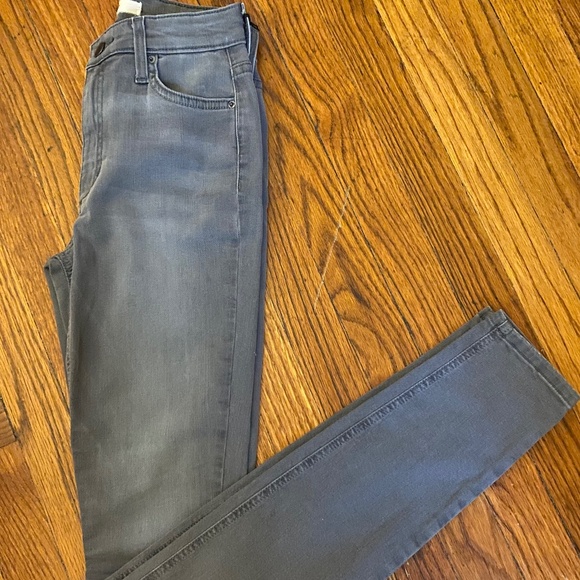 NEW! Joes Jeans denim, Sz 26, soft grey - Picture 1 of 7